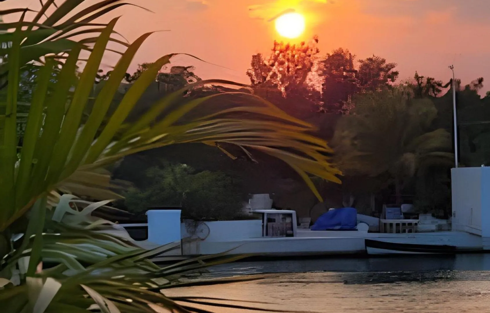Casa La Torre, Luxury Private Waterfront Villa  プエルト・アベントゥラス