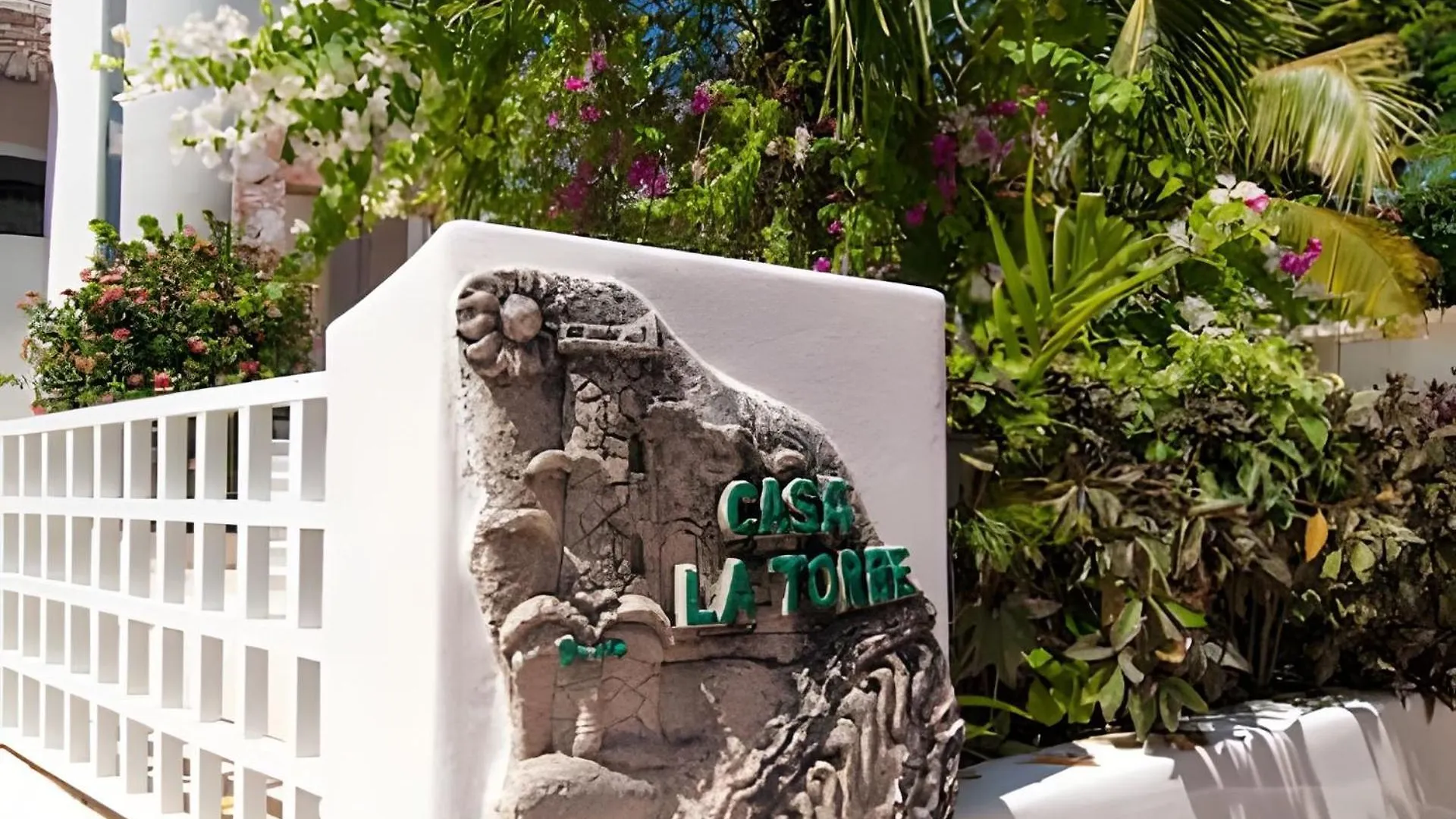 Casa La Torre, Luxury Private Waterfront Villa