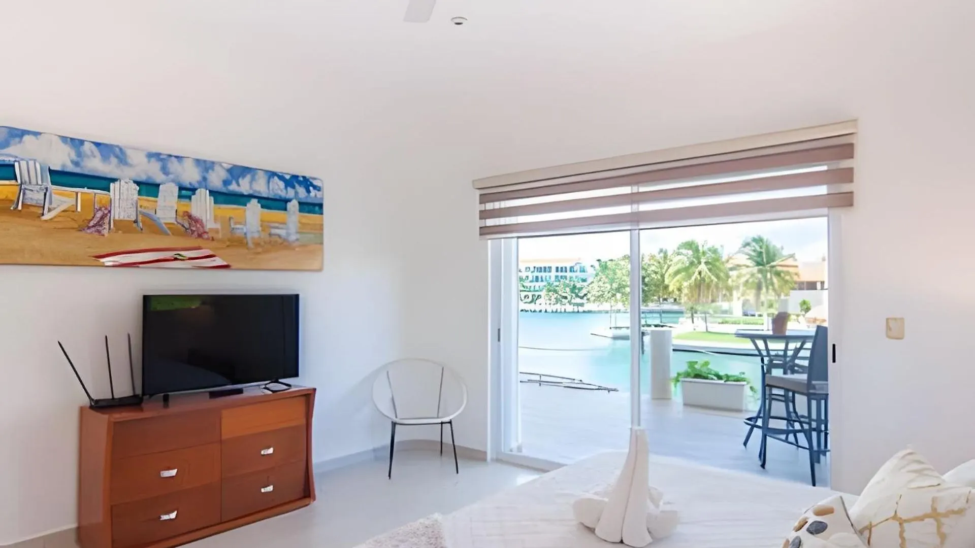 Casa La Torre, Luxury Private Waterfront Villa