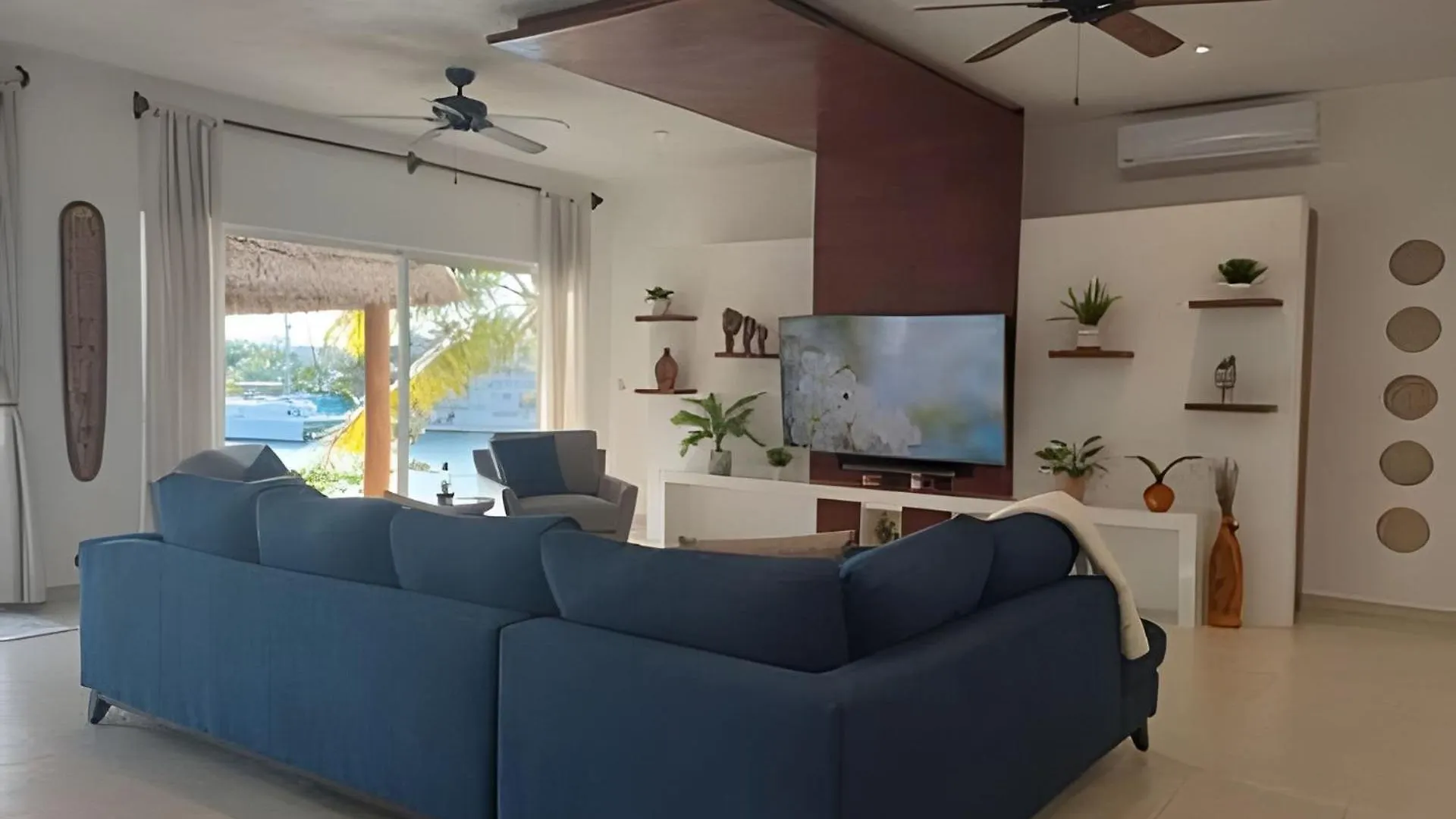 Casa La Torre, Luxury Private Waterfront Villa 0*, プエルト・アベントゥラス