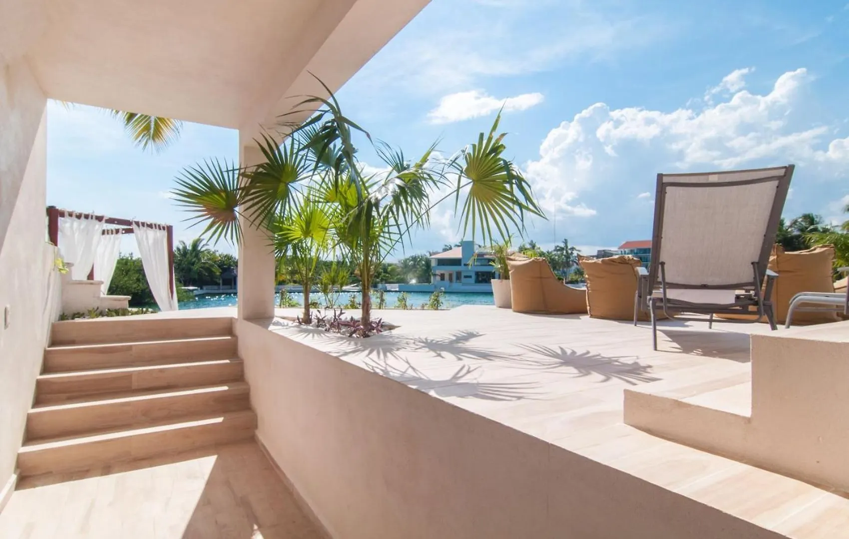 Casa La Torre, Luxury Private Waterfront Villa 0*, プエルト・アベントゥラス