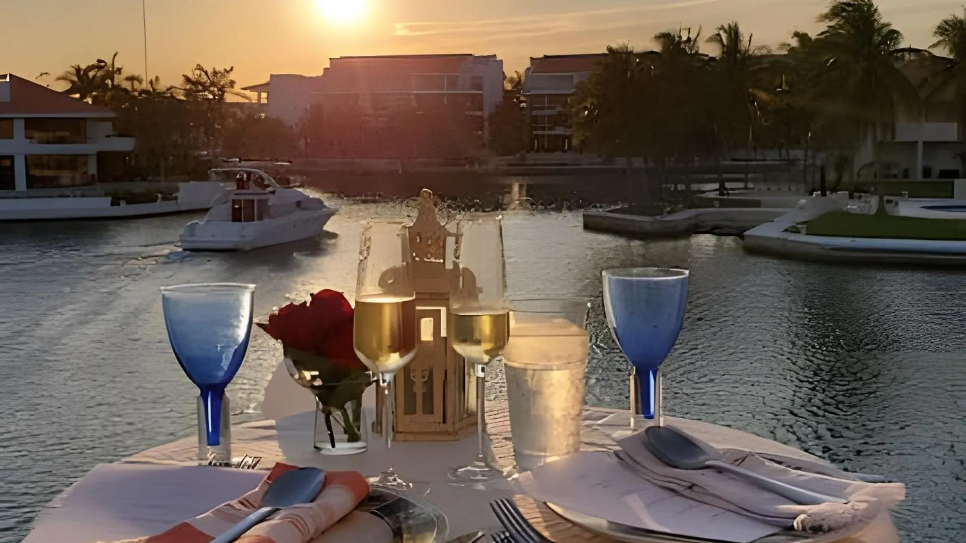 Casa La Torre, Luxury Private Waterfront Villa 0*, プエルト・アベントゥラス メキシコ