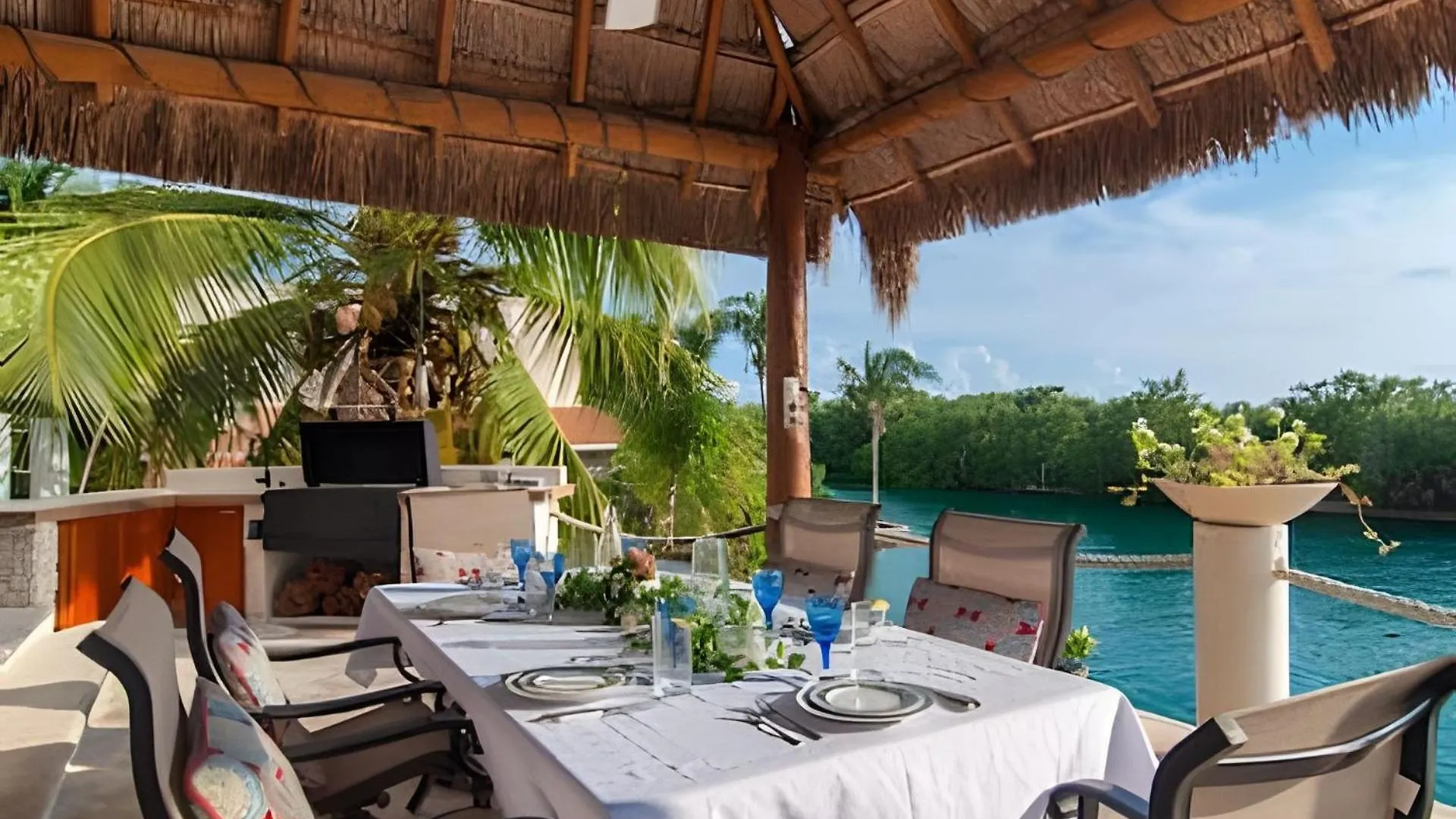 Casa La Torre, Luxury Private Waterfront Villa メキシコ