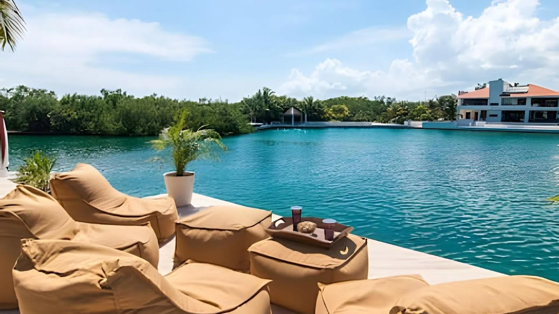 Casa La Torre, Luxury Private Waterfront Villa