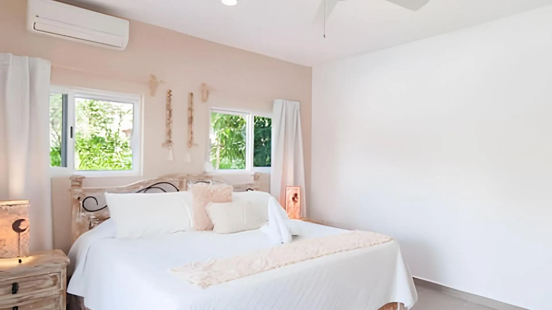 Casa La Torre, Luxury Private Waterfront Villa プエルト・アベントゥラス