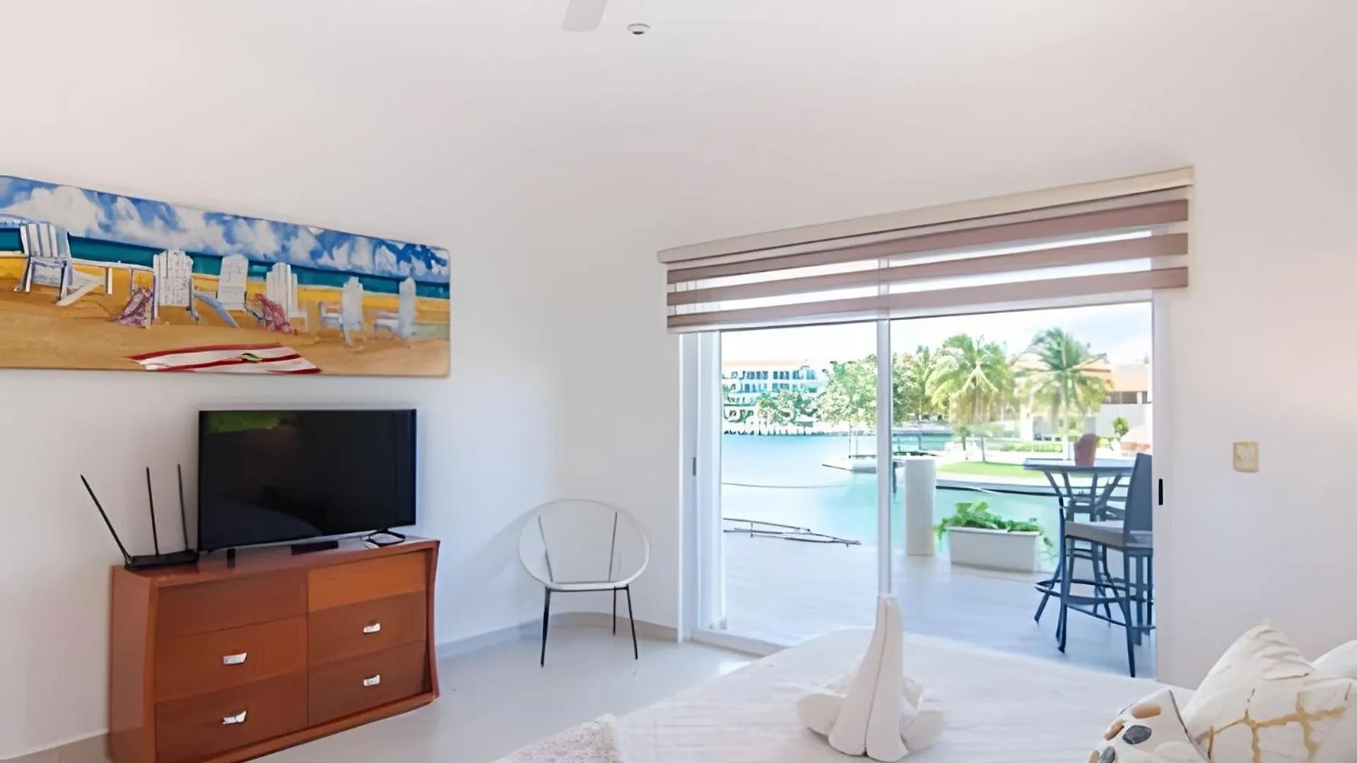 Casa La Torre, Luxury Private Waterfront Villa